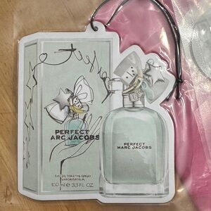 Marc Jacobs Perfect Eau de Toilette with Pink and Silver Accents Air Freshener